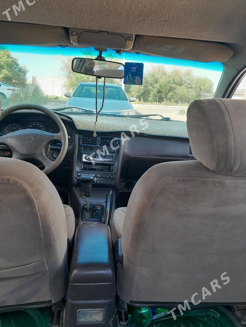 Toyota Corona 1994 - 75 000 TMT - Köneürgenç - img 4