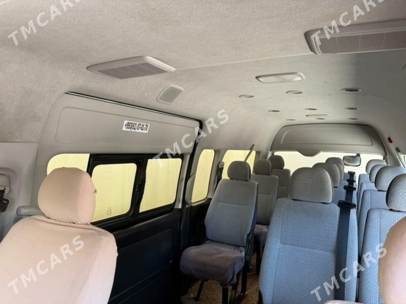 Toyota Hiace 2017 - 560 000 TMT - Gyzylarbat - img 10