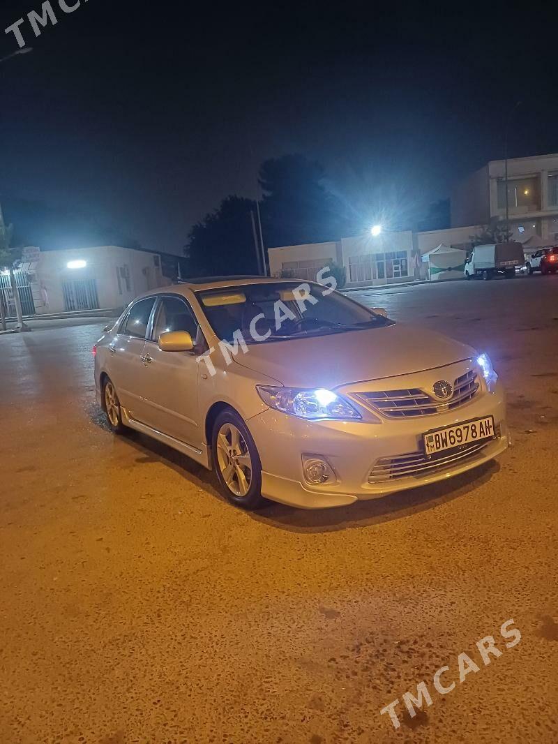 Toyota Corolla 2013 - 190 000 TMT - Ашхабад - img 4