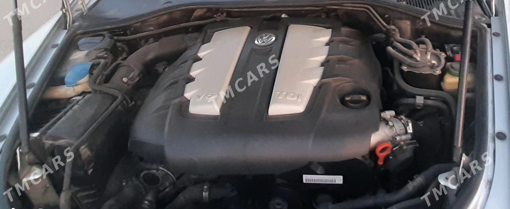 Volkswagen Touareg 2008 - 225 000 TMT - Aşgabat - img 10
