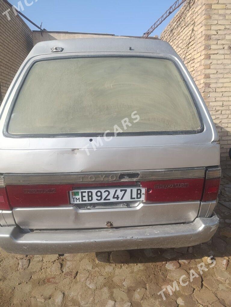 Toyota Town Ace 1990 - 16 000 TMT - Саят - img 5