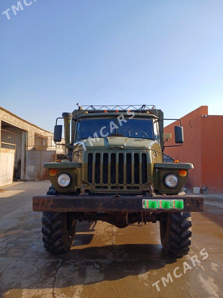Ural 4320 1980 - 220 000 TMT - Wekilbazar - img 3