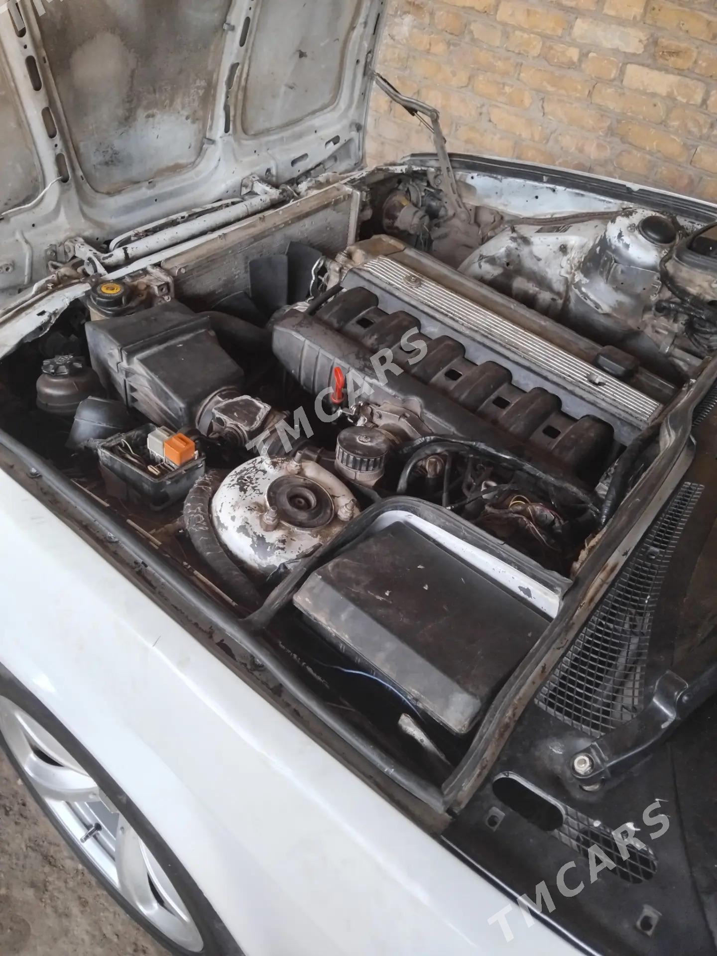 BMW 525 1991 - 45 000 TMT - Сакар - img 7