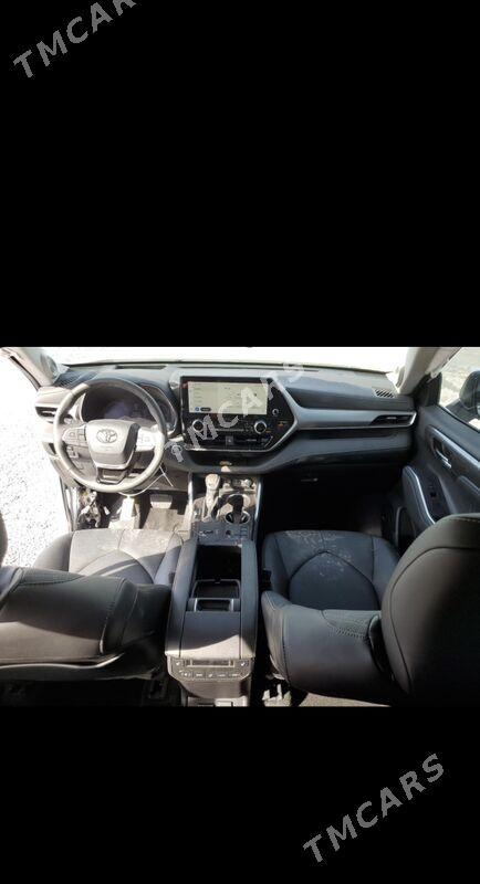 Toyota Highlander 2024 - 800 000 TMT - Мары - img 4