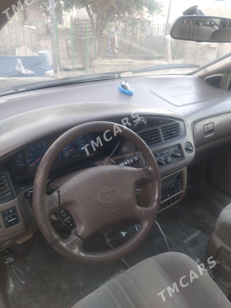 Toyota Sienna 2002 - 170 000 TMT - Койтендаг - img 6