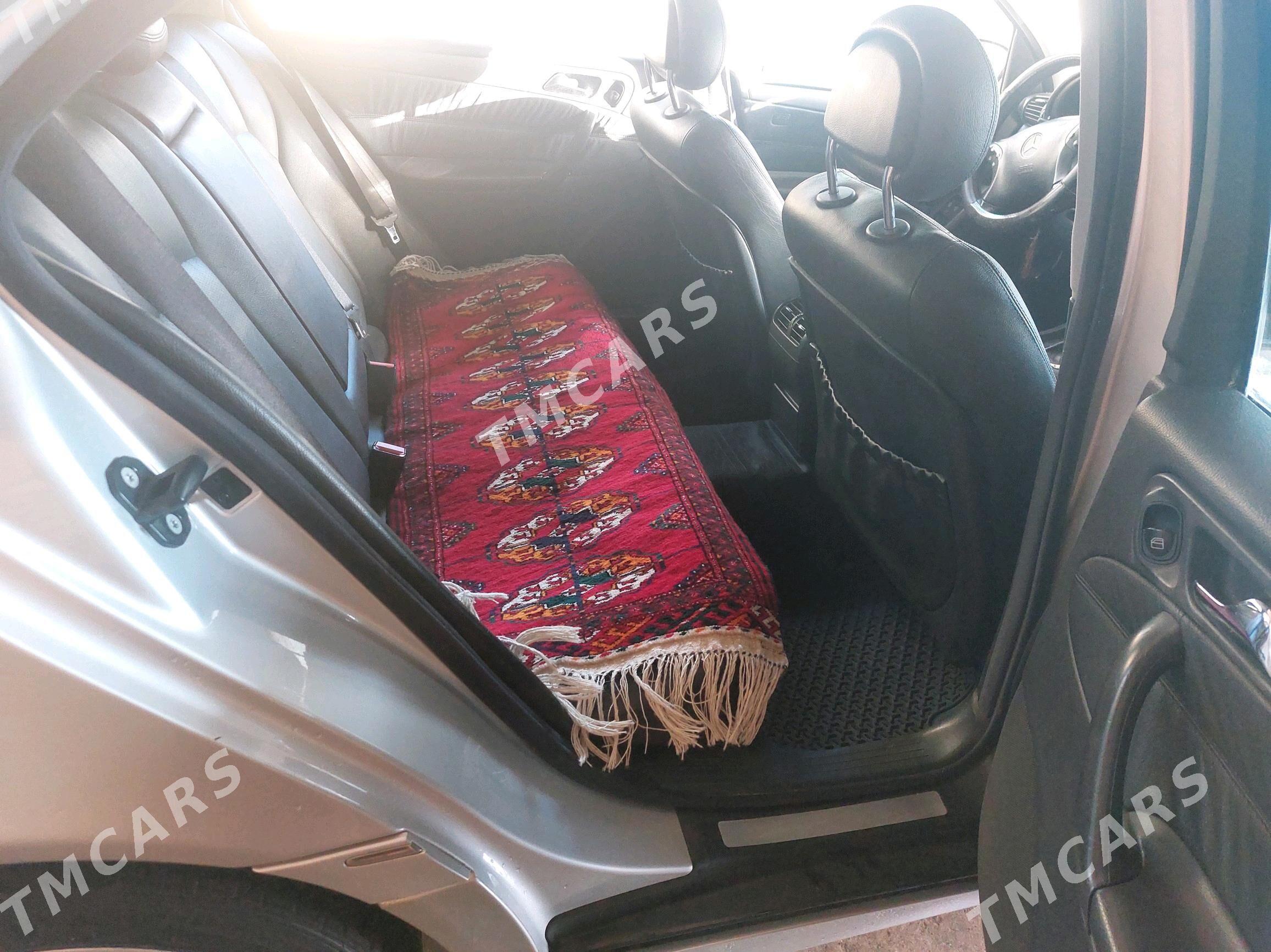 Mercedes-Benz C320 2003 - 125 000 TMT - Mary - img 5