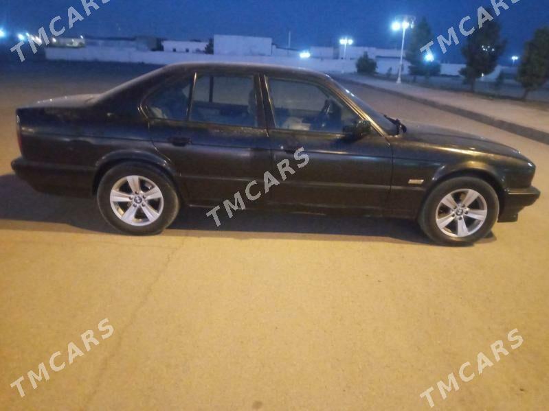 BMW 5 Series 1993 - 43 000 TMT - Balkanabat - img 3