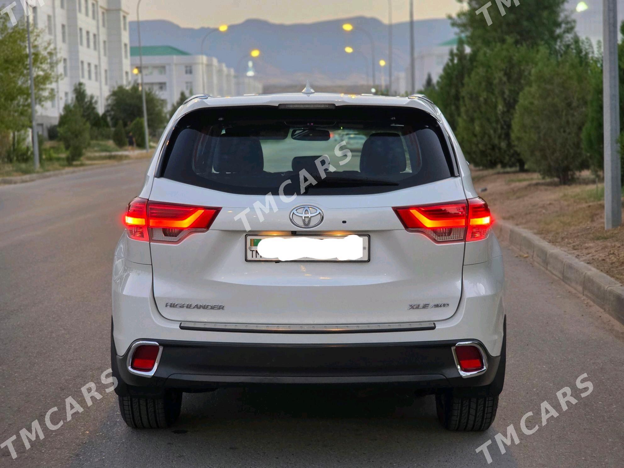 Toyota Highlander 2016 - 420 000 TMT - Ашхабад - img 8