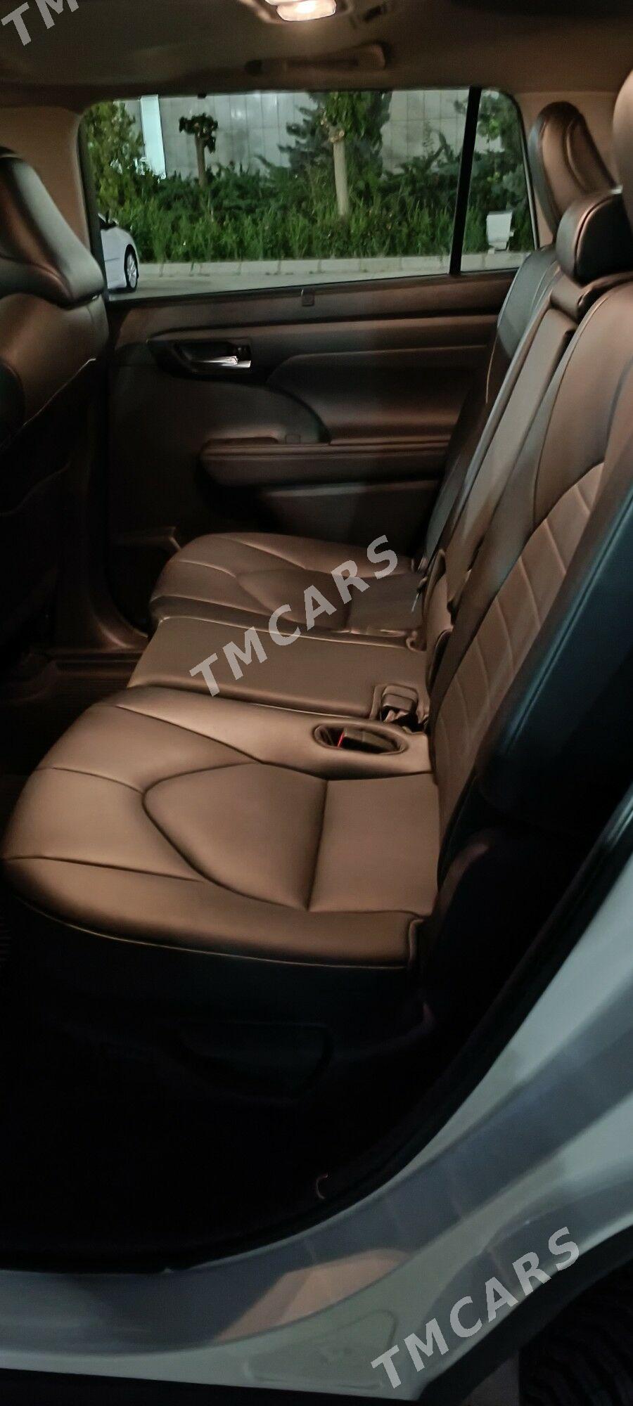 Toyota Highlander 2021 - 555 000 TMT - 11 mkr - img 2