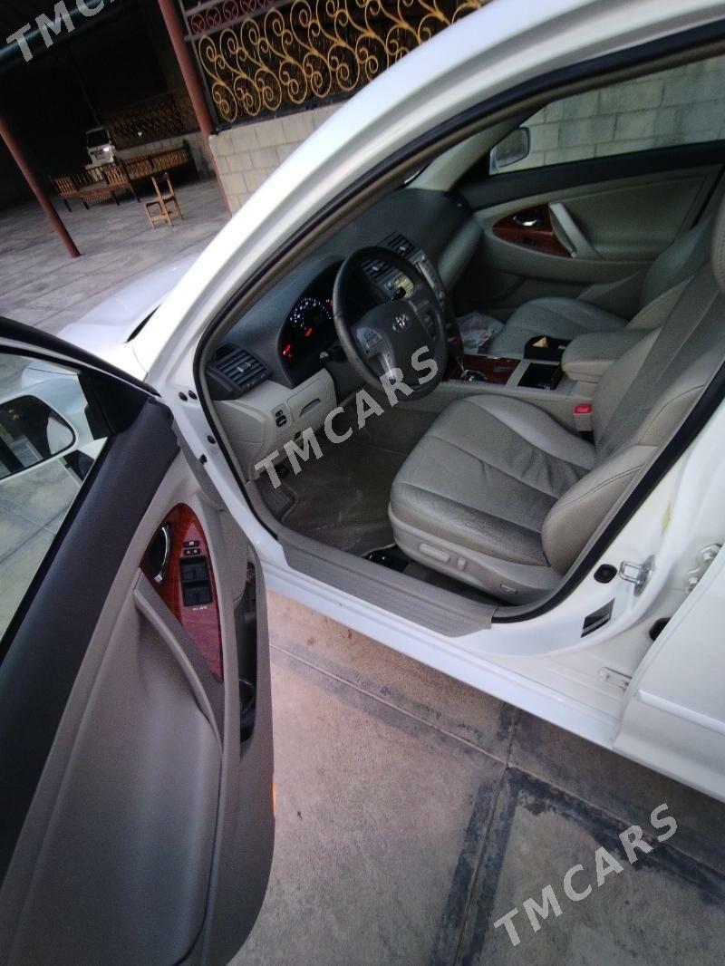 Toyota Camry 2010 - 220 000 TMT - Койтендаг - img 5