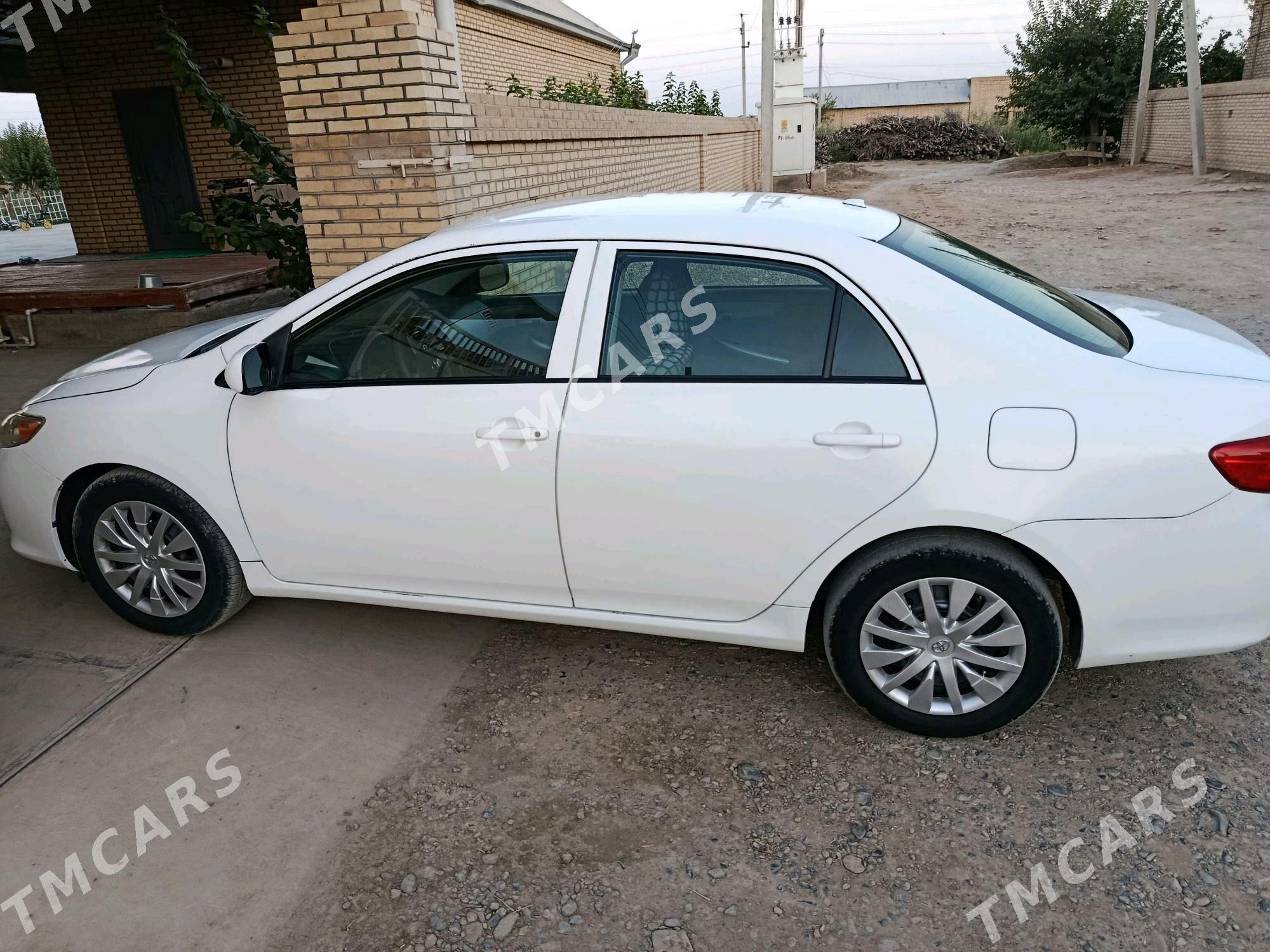 Toyota Corolla 2009 - 148 000 TMT - Мары - img 5