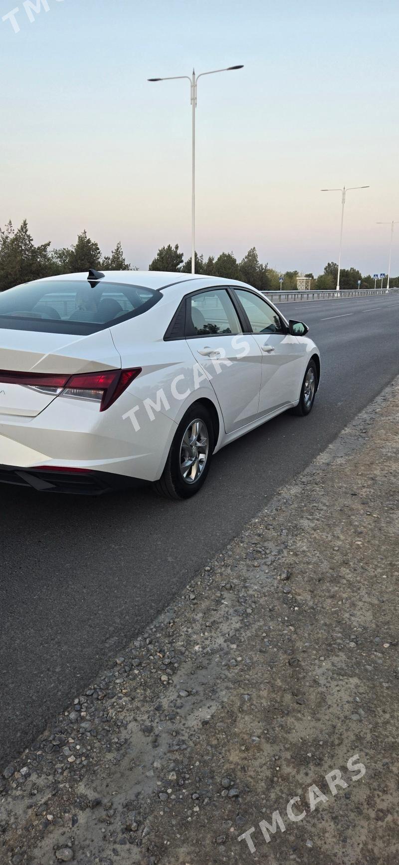 Hyundai Elantra 2021 - 250 000 TMT - Чоганлы - img 8