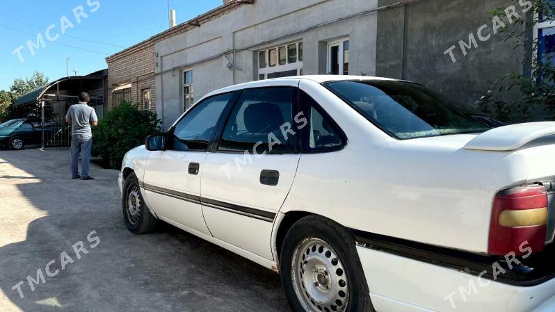 Opel Vectra 1992 - 23 000 TMT - Дашогуз - img 2