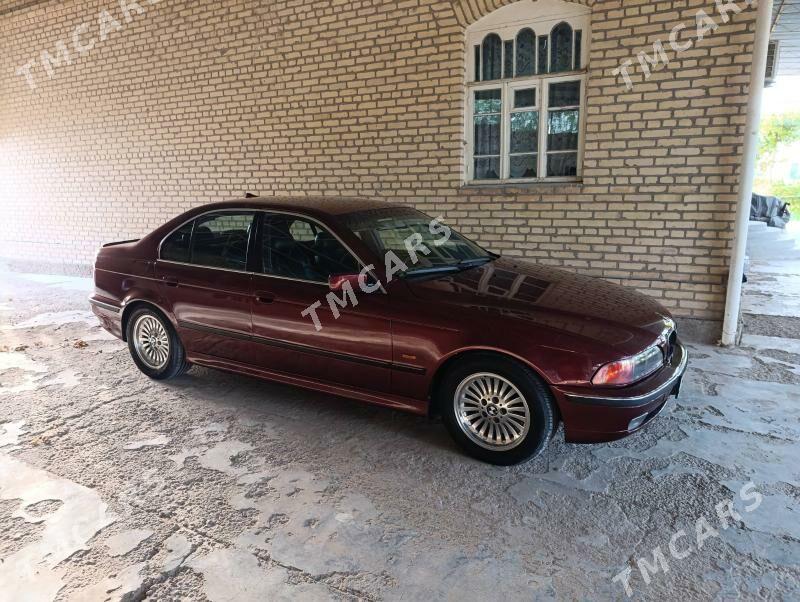 BMW 528 1997 - 95 000 TMT - Mary - img 3