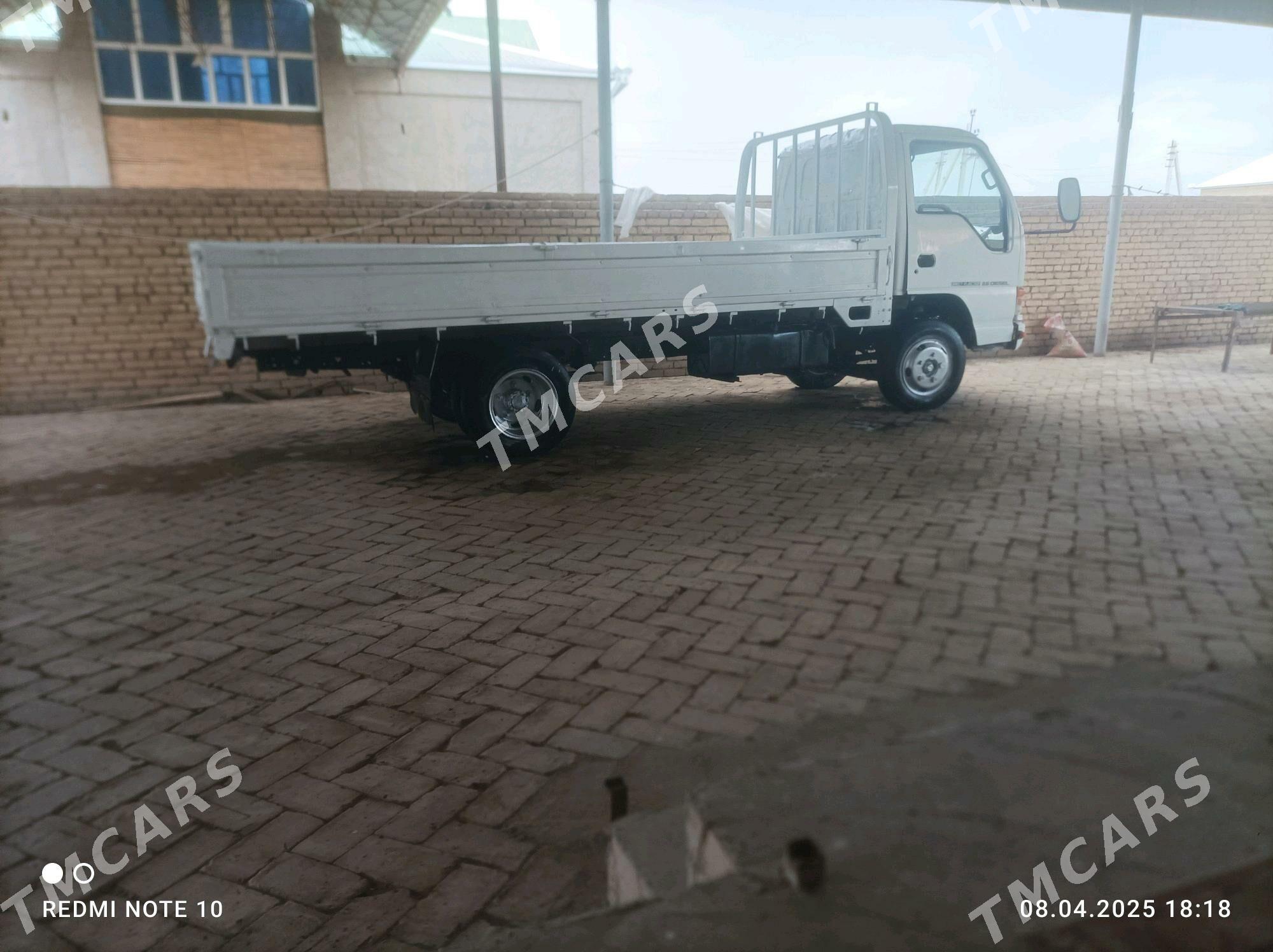 Isuzu Elf 2004 - 30 000 TMT - Türkmengala - img 3