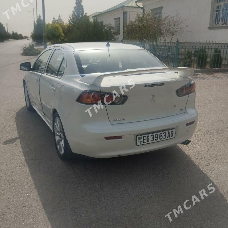 Mitsubishi Lanser 2010 - 150 000 TMT - Täze zaman - img 2