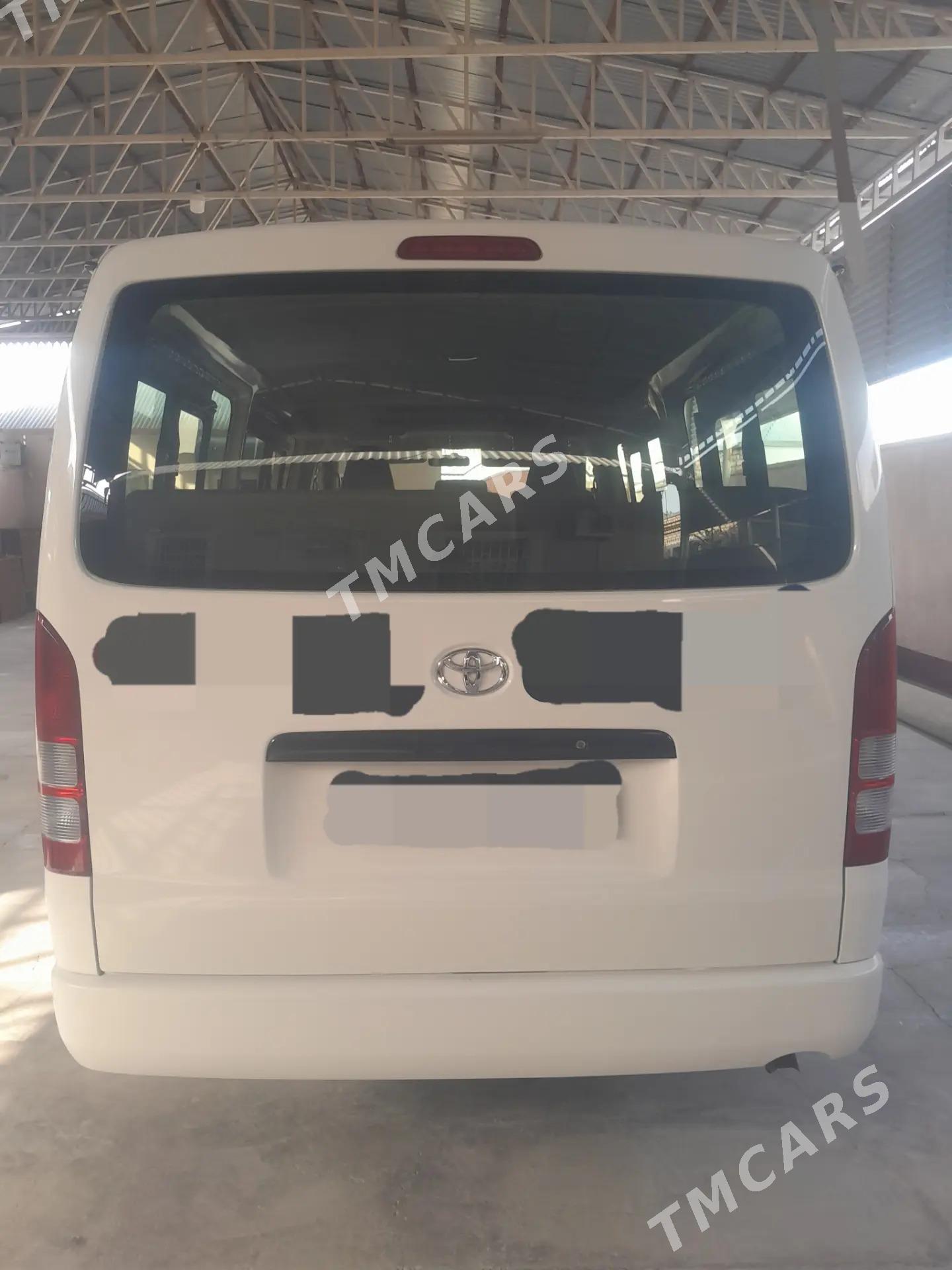 Toyota Hiace 2015 - 450 000 TMT - Bäherden - img 3