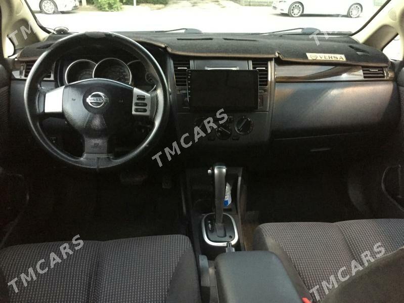Nissan Versa 2010 - 135 000 TMT - Bedew - img 7