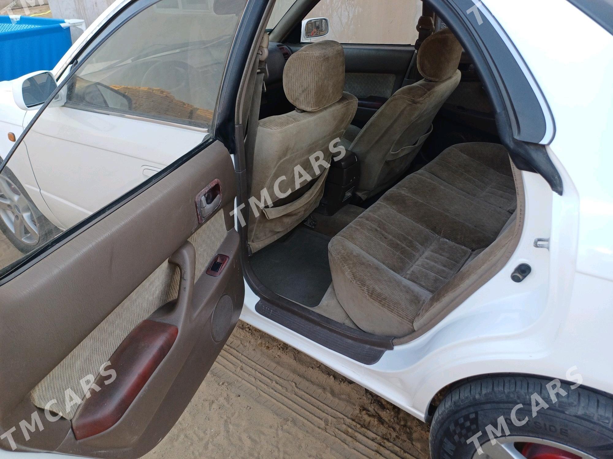 Toyota Camry 1994 - 54 000 TMT - Туркменабат - img 8