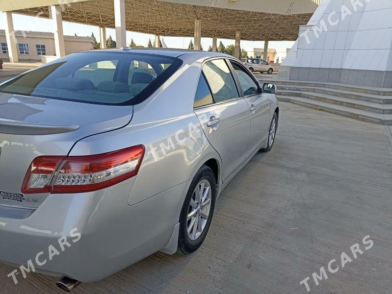 Toyota Camry 2010 - 200 000 TMT - Мары - img 5