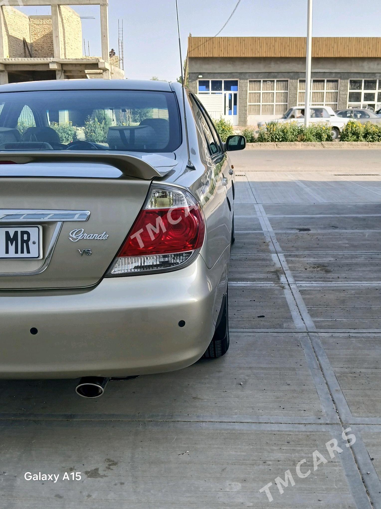 Toyota Camry 2005 - 175 000 TMT - Мары - img 4