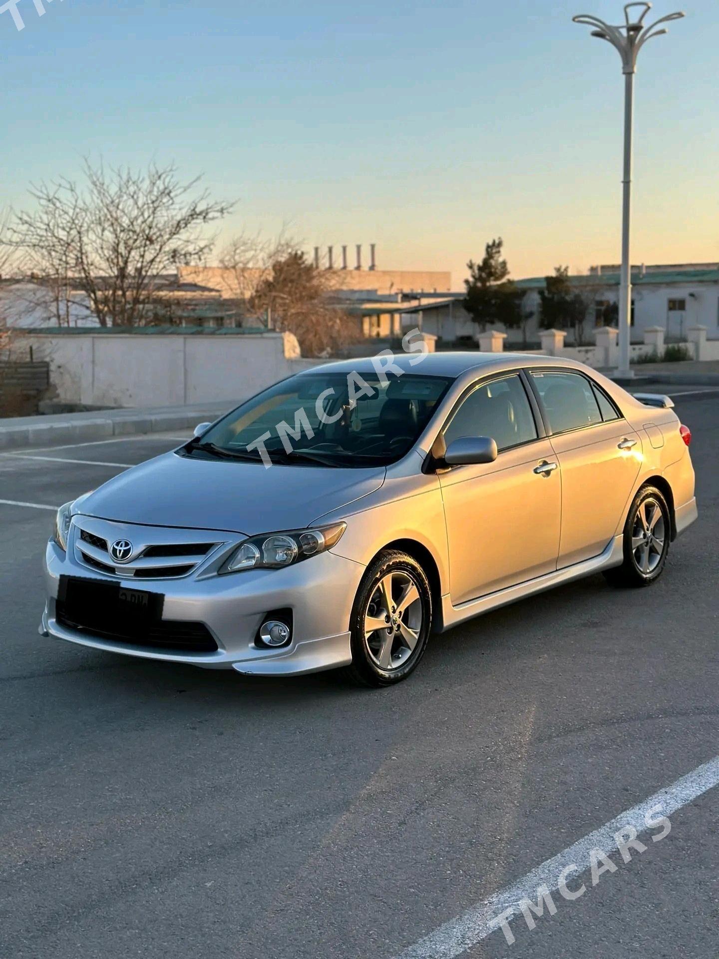 Toyota Corolla 2013 - 200 000 TMT - Balkanabat - img 7
