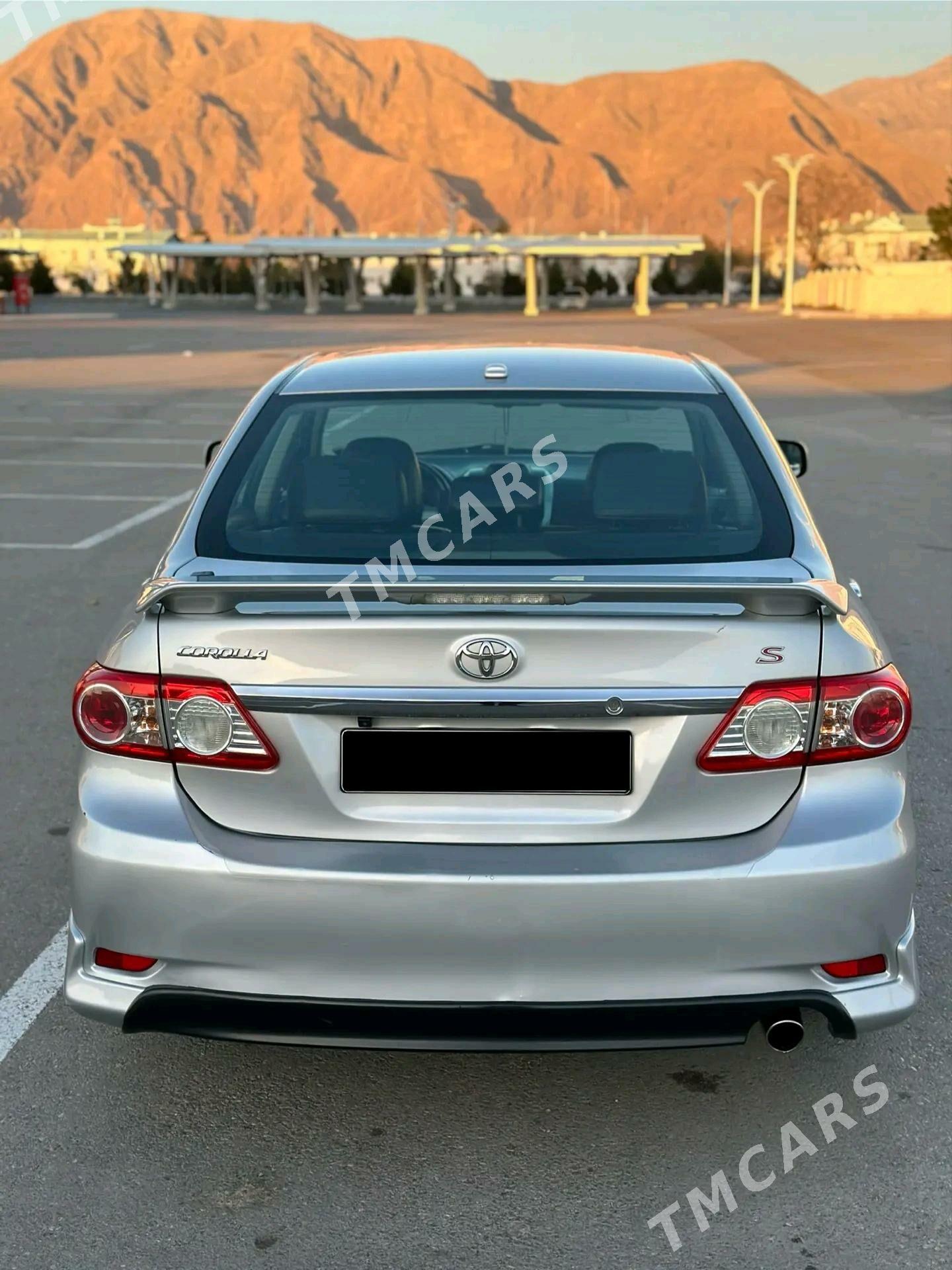 Toyota Corolla 2013 - 200 000 TMT - Balkanabat - img 3
