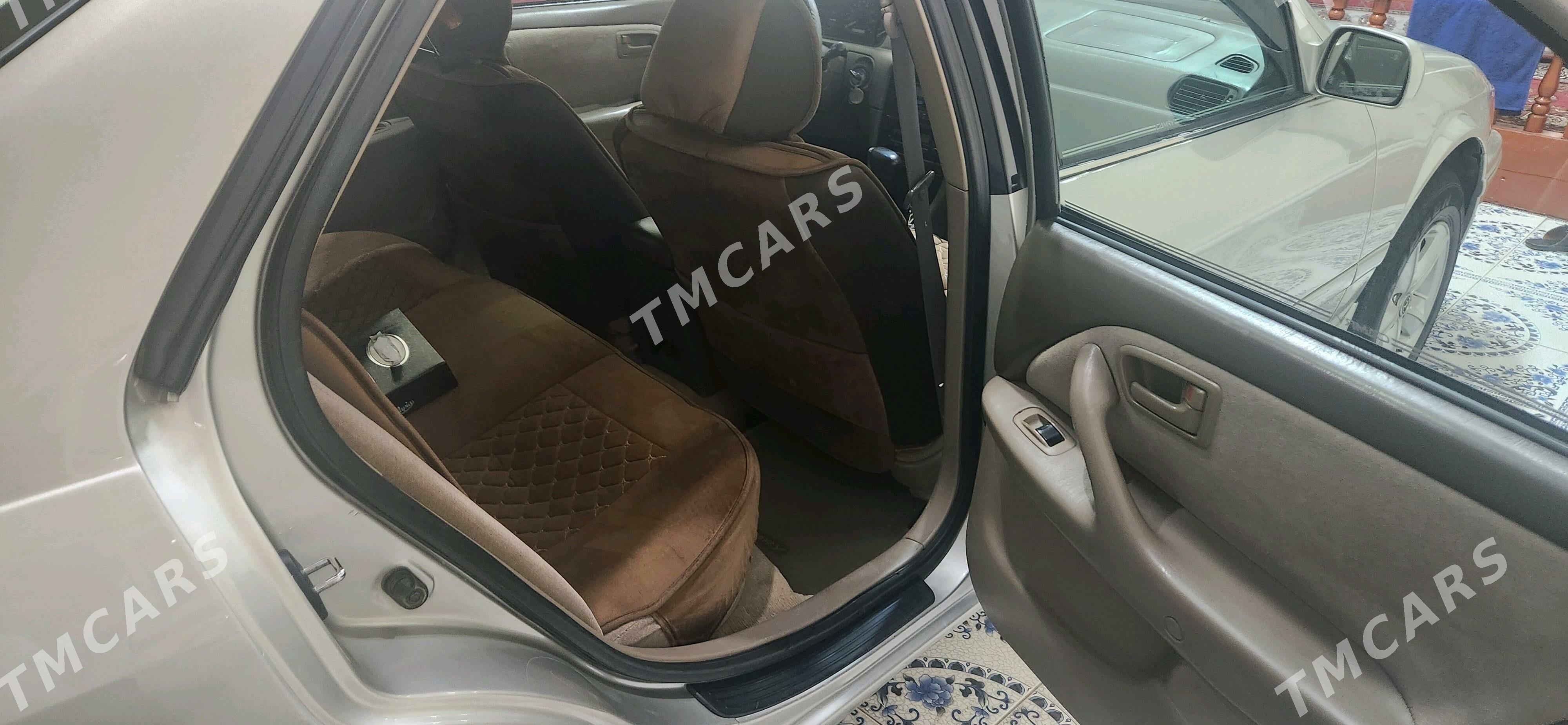 Toyota Camry 1999 - 150 000 TMT - Köneürgenç - img 5