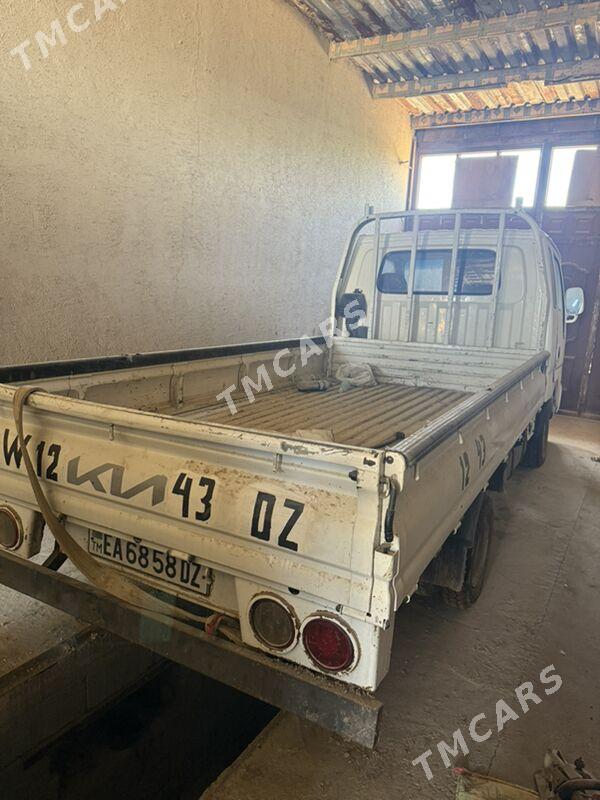 Kia Bongo 2004 - 90 000 TMT - Кёнеургенч - img 2