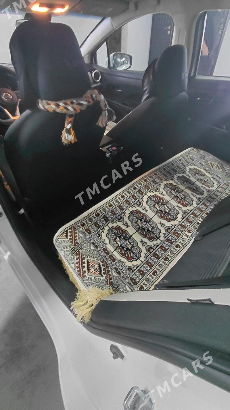 Nissan Versa 2021 - 195 000 TMT - Кака - img 7