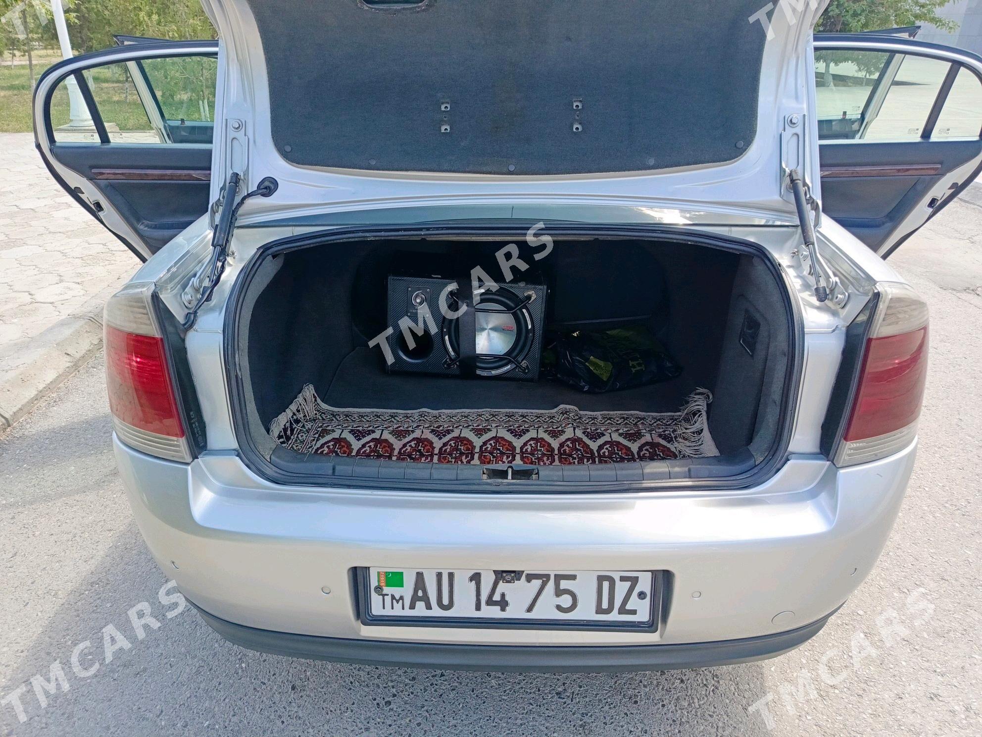 Opel Vectra 2002 - 130 000 TMT - Дашогуз - img 3