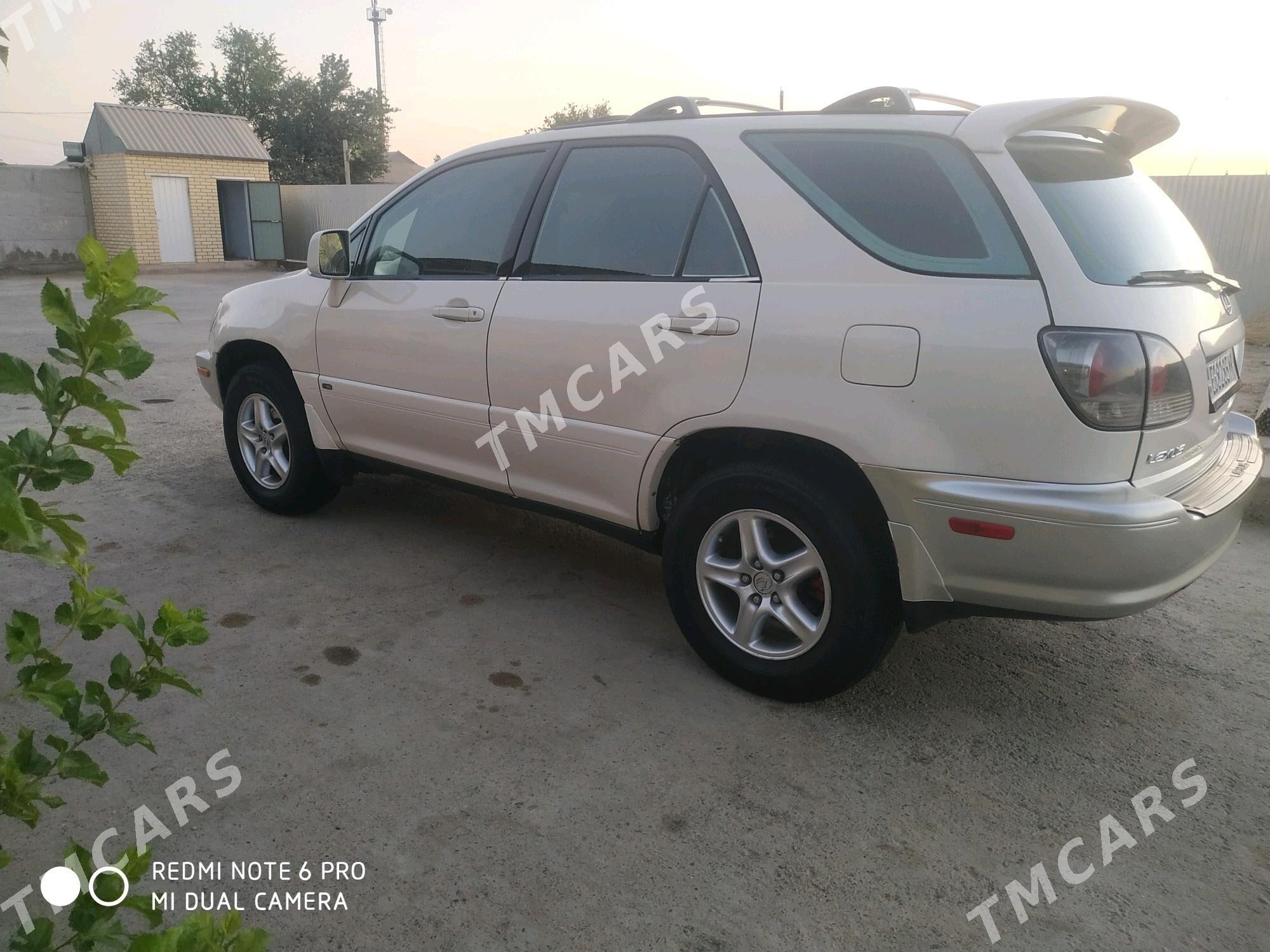 Lexus RX 300 2001 - 200 000 TMT - Мары - img 4