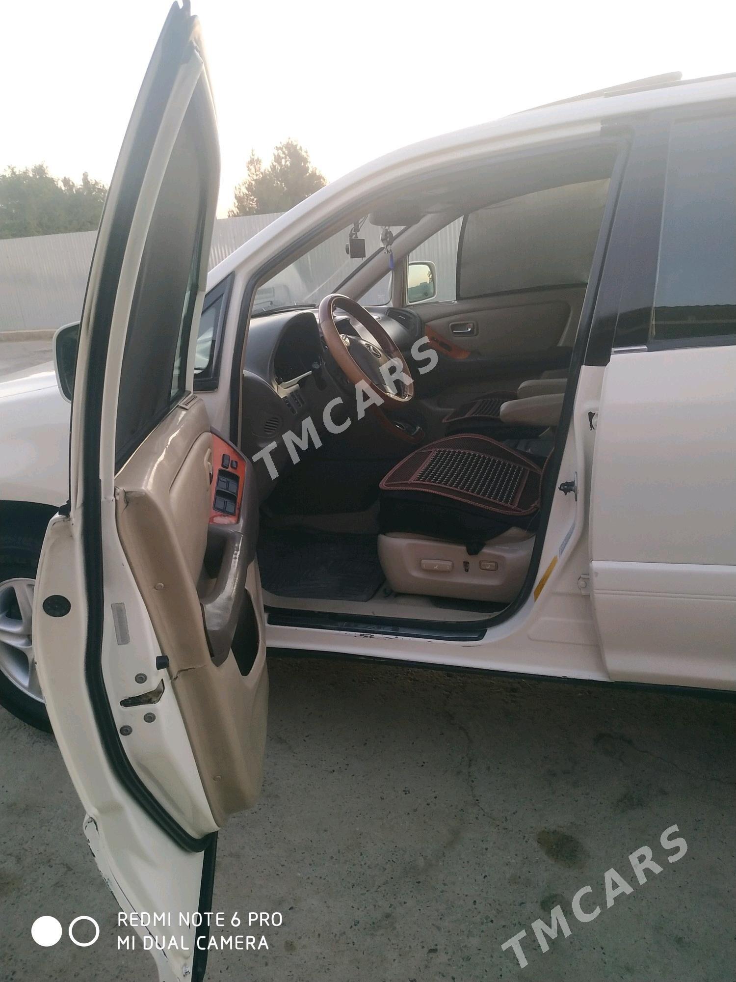 Lexus RX 300 2001 - 200 000 TMT - Мары - img 5