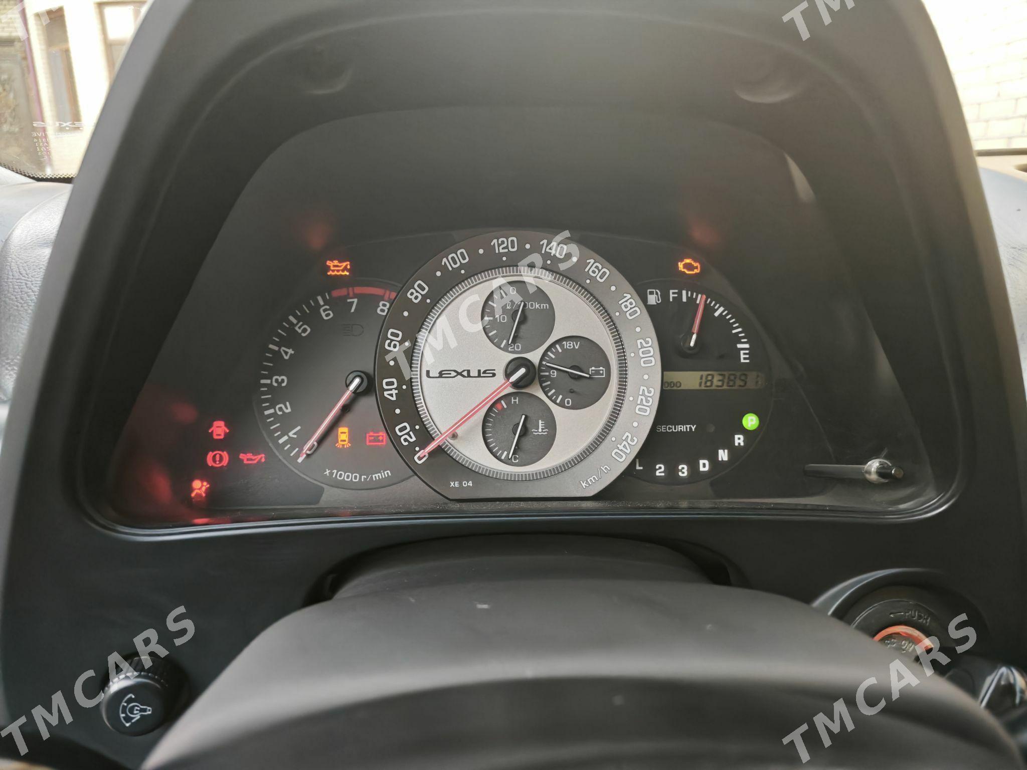 Lexus IS 2002 - 220 000 TMT - Мары - img 6