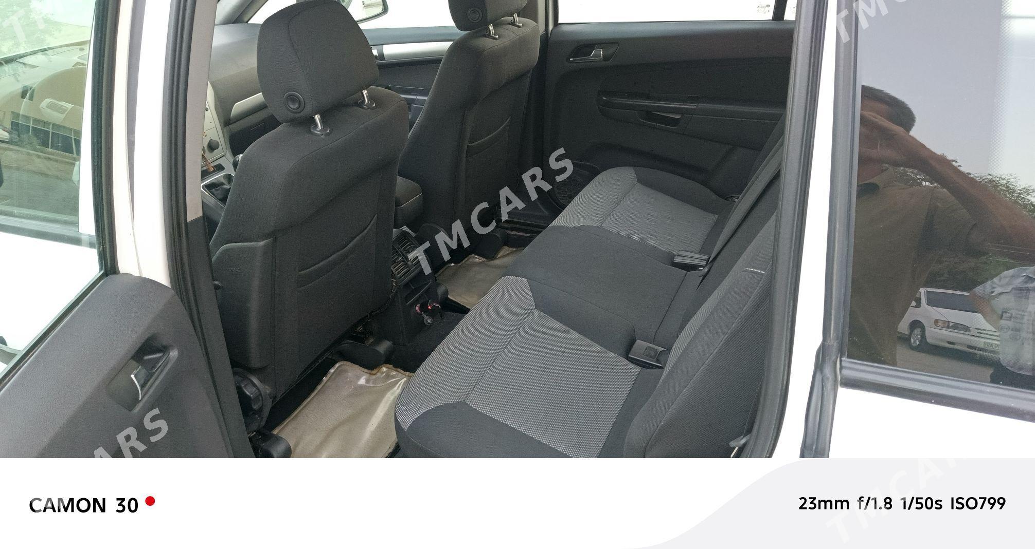 Opel Zafira 2014 - 180 000 TMT - Köşi - img 2