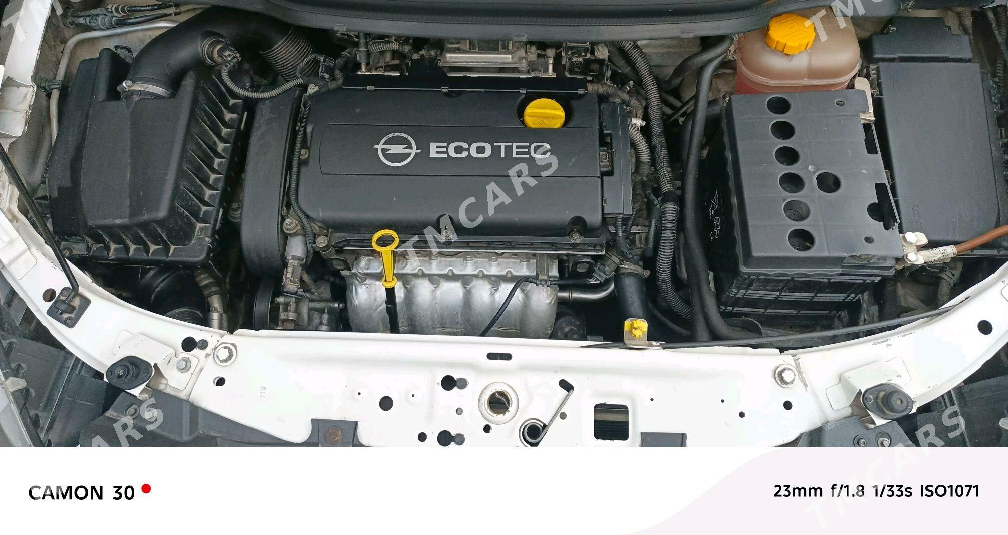 Opel Zafira 2014 - 180 000 TMT - Köşi - img 10