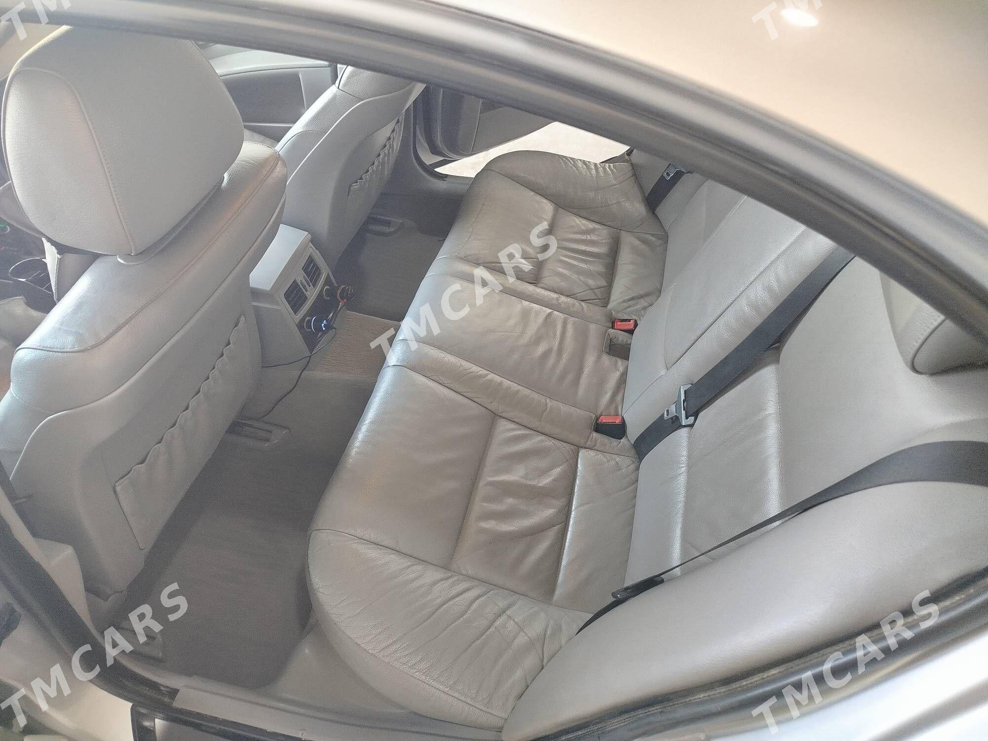 BMW E60 2005 - 160 000 TMT - Baýramaly - img 2