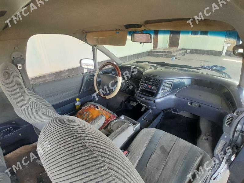 Toyota Previa 1992 - 67 000 TMT - Halaç - img 5