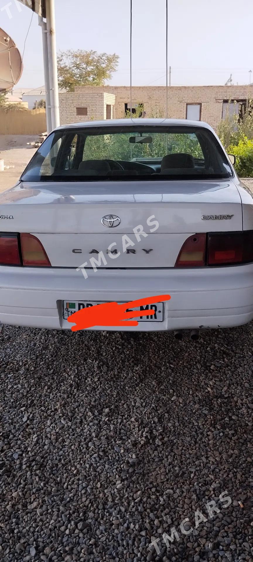 Toyota Camry 1993 - 65 000 TMT - Мургап - img 1