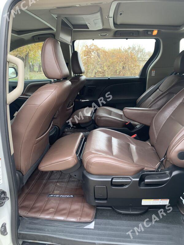 Toyota Sienna 2017 - 560 000 TMT - Ашхабад - img 3