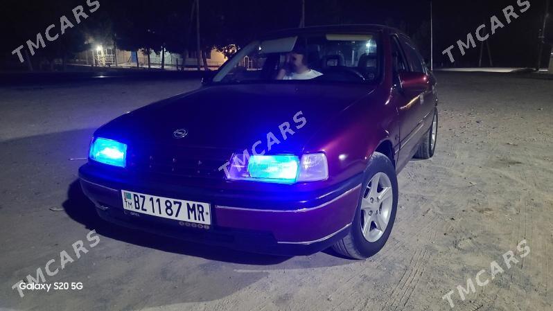 Opel Vectra 1989 - 26 000 TMT - Мары - img 2
