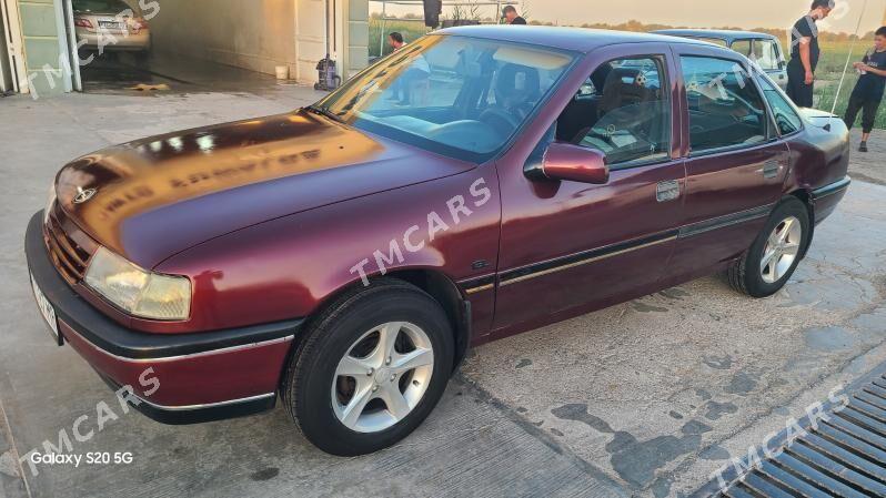 Opel Vectra 1989 - 26 000 TMT - Мары - img 10