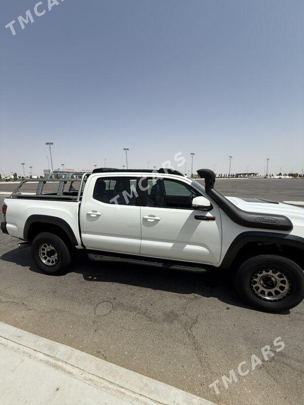 Toyota Tacoma 2020 - 480 000 TMT - Ашхабад - img 8