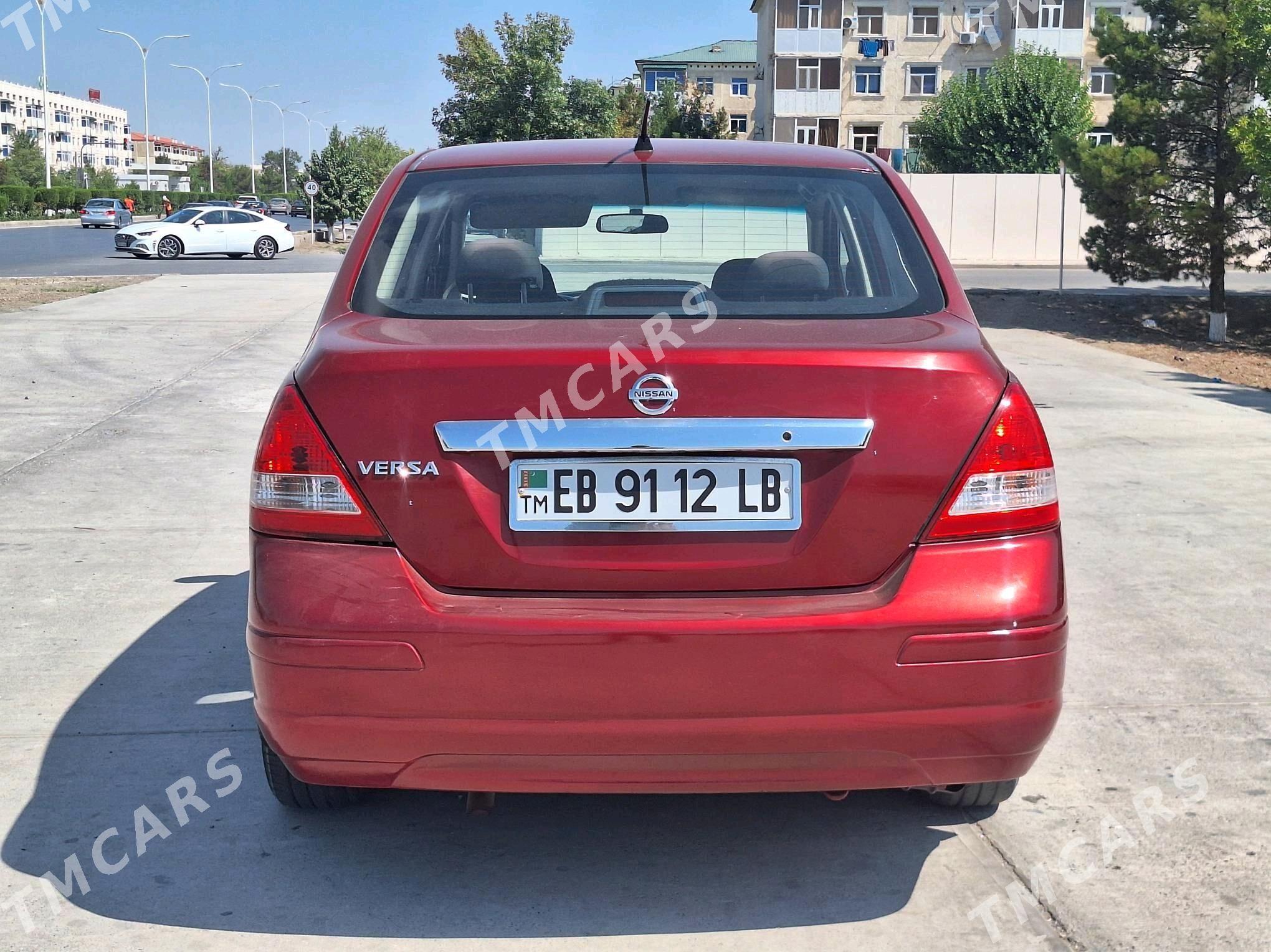 Nissan Versa 2011 - 99 000 TMT - Türkmenabat - img 3