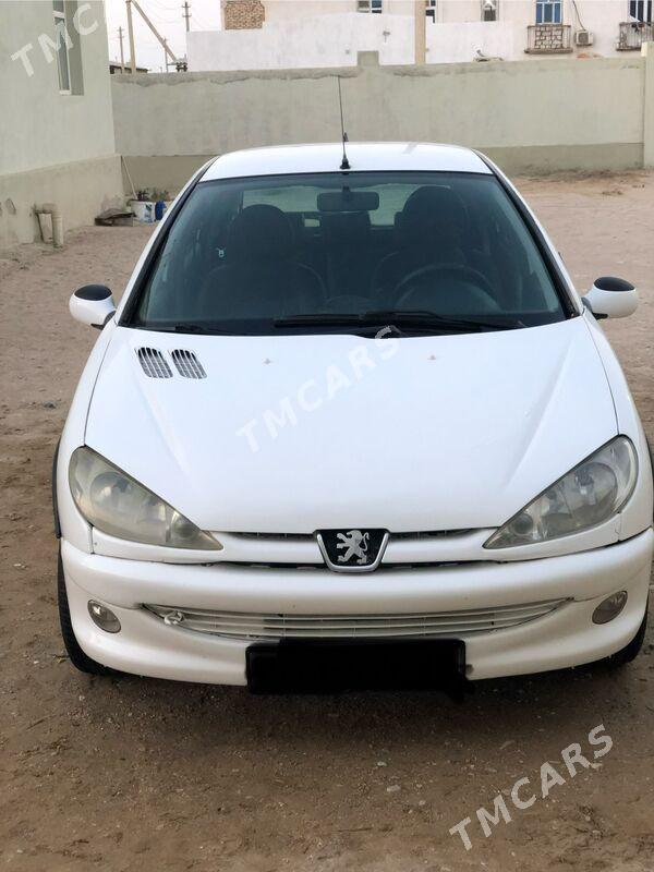 Peugeot 206 2002 - 57 000 TMT - Балканабат - img 4