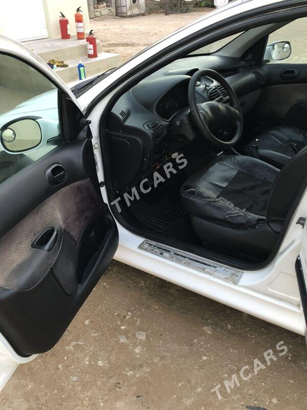 Peugeot 206 2002 - 57 000 TMT - Балканабат - img 6