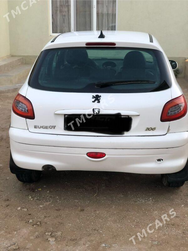 Peugeot 206 2002 - 57 000 TMT - Балканабат - img 5