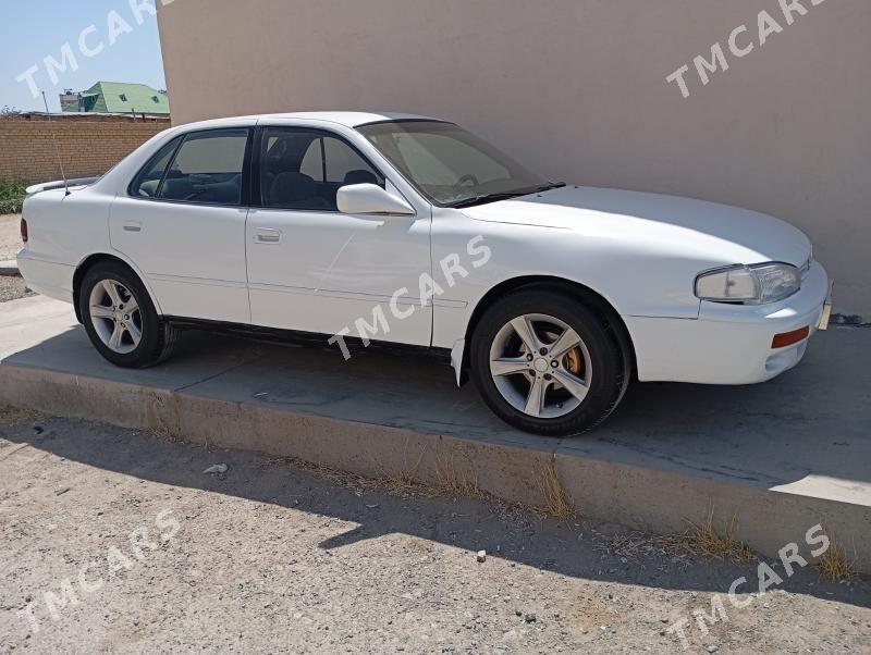 Toyota Camry 1994 - 75 000 TMT - Türkmenabat - img 4