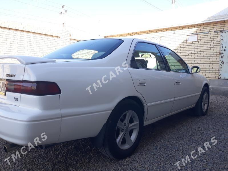 Toyota Camry 1997 - 118 000 TMT - Сакарчага - img 1