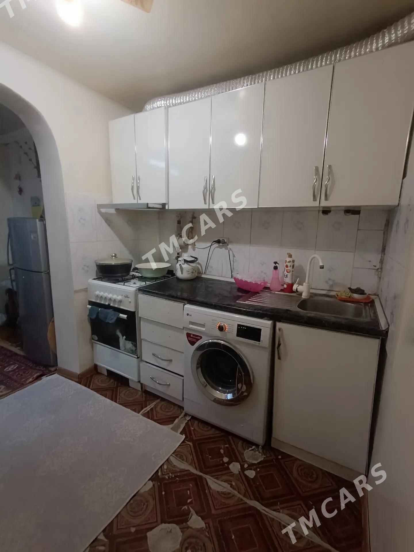Buzmeÿin 48 4/2-etazy 2.kom - Büzmeýin - img 1